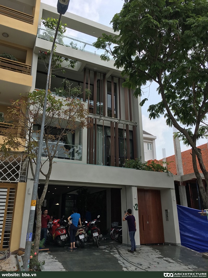 Thi Cong Xay Dung Biet Thu Pho Hien Dai 4 Tang Conic 6