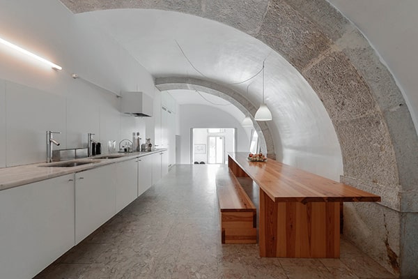 Ung Dung Hanh Kim Trong Phong Thuy Xay Dung Nha O 3