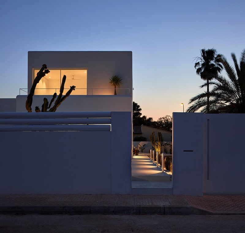 Mau Biet Thu 2 Tang Tay Ban Nha Toi Gian Ibizan 2