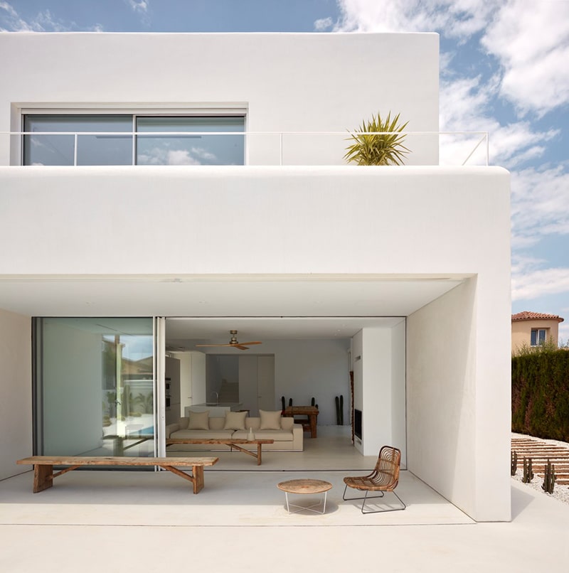 Mau Biet Thu 2 Tang Tay Ban Nha Toi Gian Ibizan 6